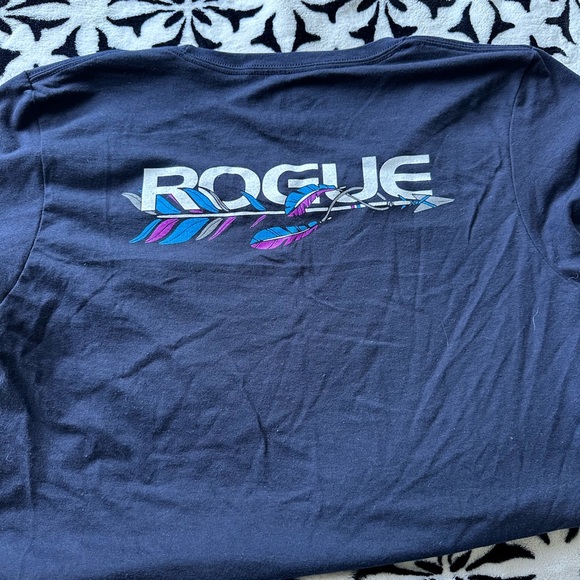 Rogue tee shirt - XL fits like a Small - Picture 3 of 4